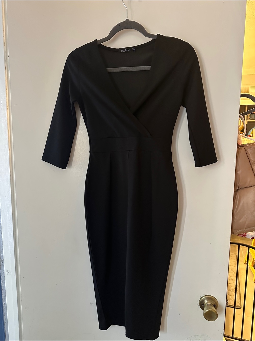 Boohoo Black V-Neck Wrap Midi Dress